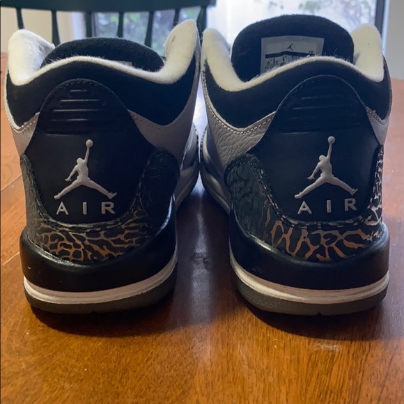 Air Jordan 3 Retro BG - Picture 5 of 9